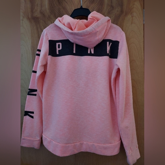 Pink brand hoodie - Picture 5 of 6